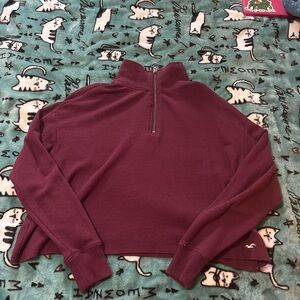 Hollister Women's Long Sleeve Half-Zip Pullover - Burgundy